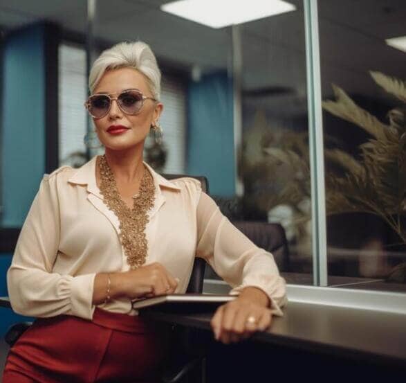 Sophisticated Social Scene